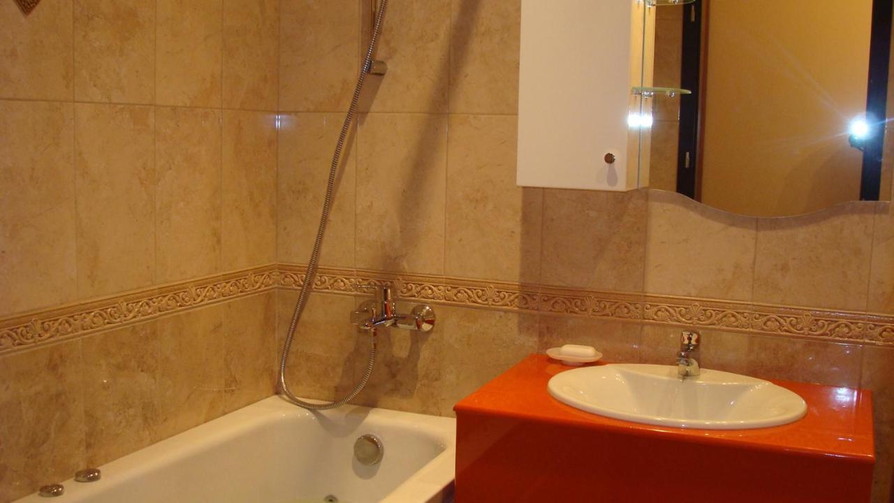 Admiral Apartments Aranyhomok Szoba fotó