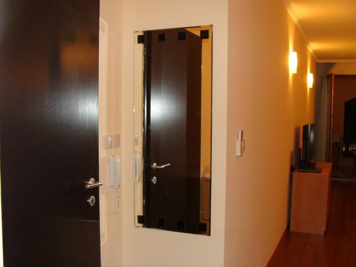 Admiral Apartments Aranyhomok Szoba fotó
