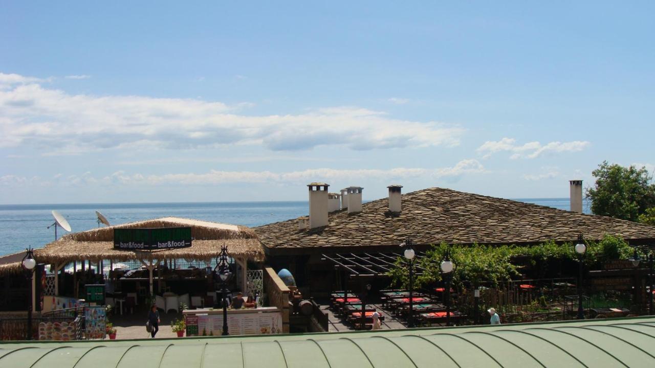 Admiral Apartments Aranyhomok Kültér fotó