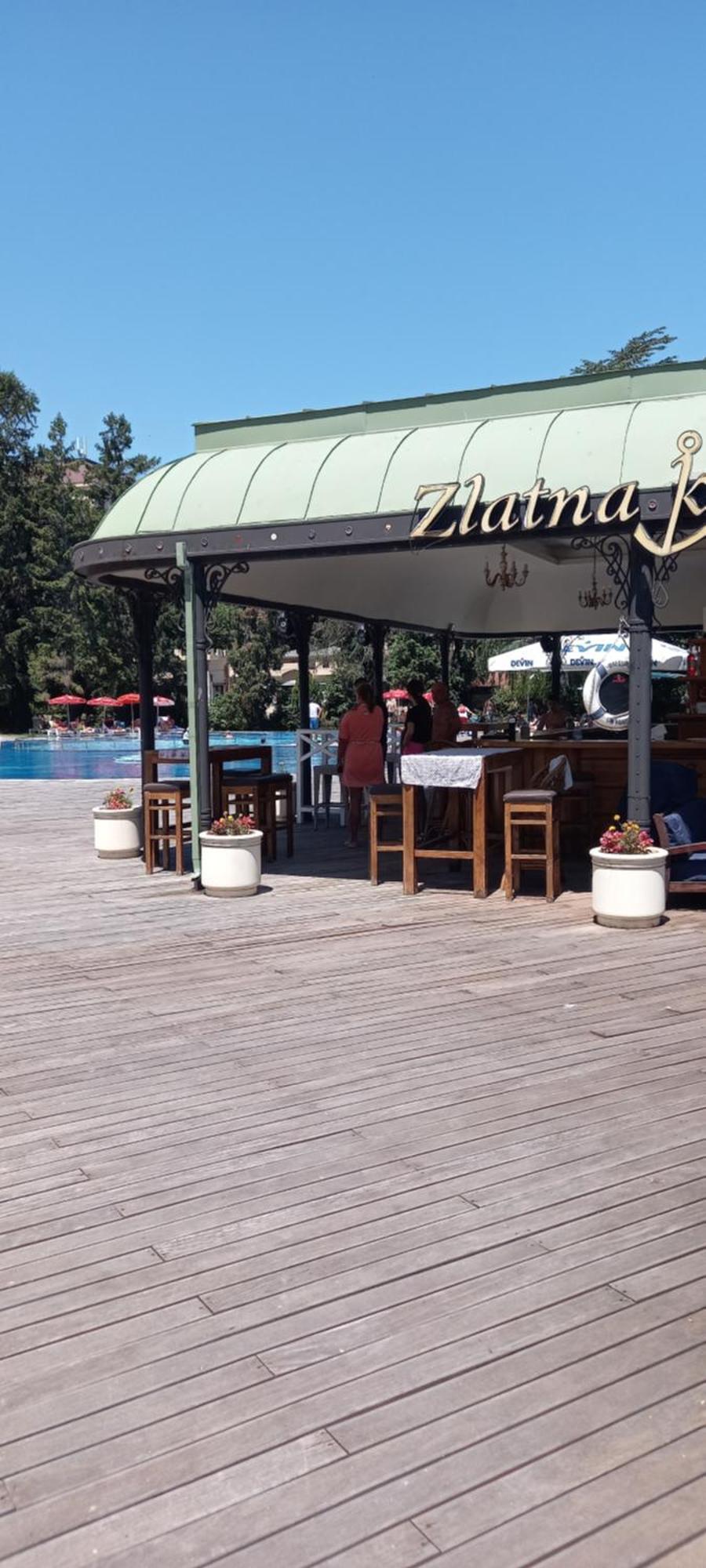 Admiral Apartments Aranyhomok Kültér fotó